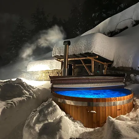Poczuj Spokoj - Free Sauna & Balia Щирк